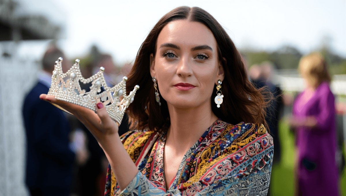 ICU nurse in Vinted top and homemade earrings crowned Best Dressed at Ballinrobe Races