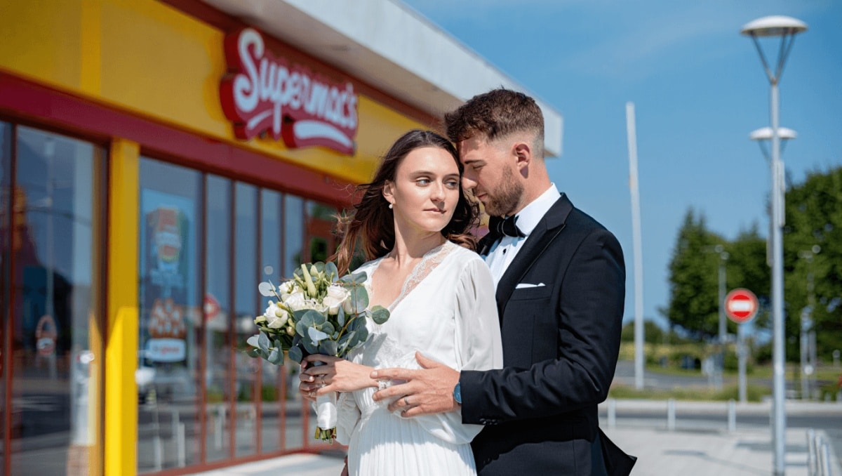Newlyweds return to Supermacs where their love story began